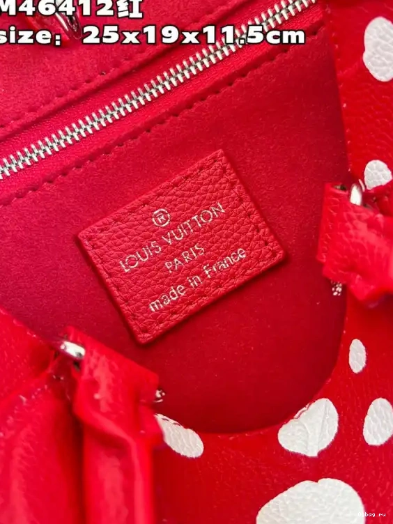 LOUIS VUITTON ONTHEGO PM 0422
